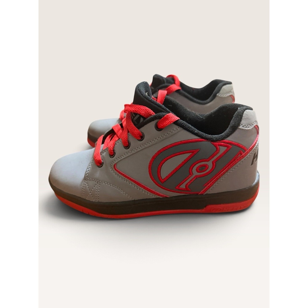 Heelys Grey Red Black Skate Shoes Sneakers Youth 5 Wheeled Y2K